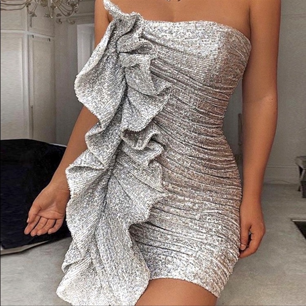 House of fb dress